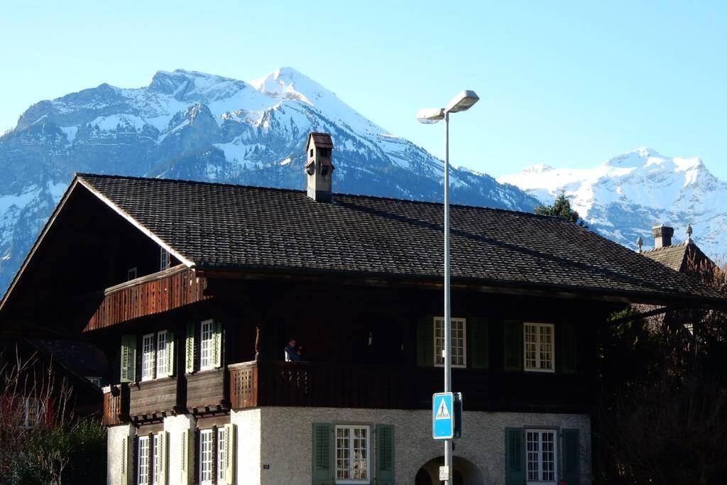 Zentral Gelegene Wohnung Mit Grossem Garten Interlaken Buitenkant foto