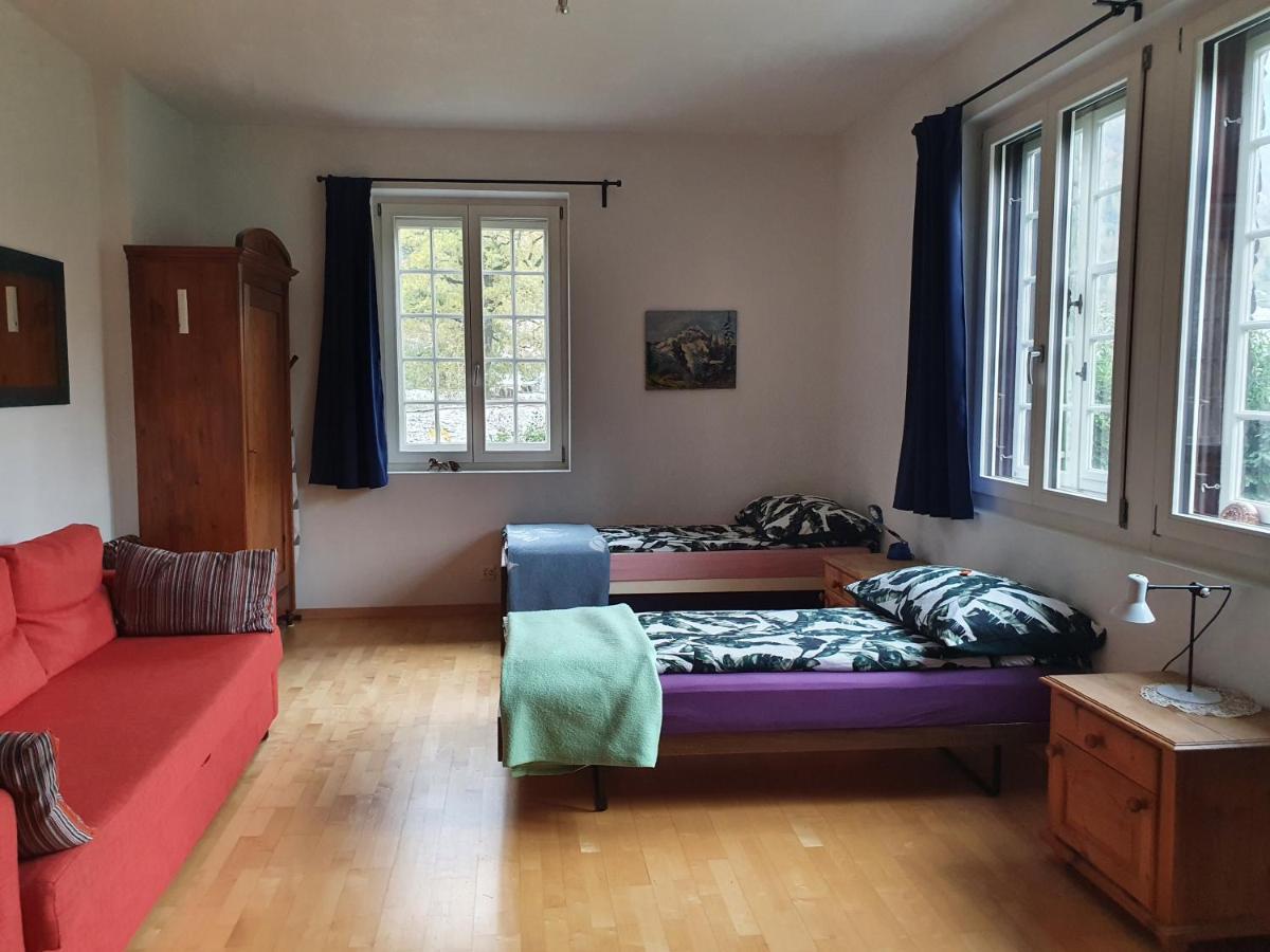 Zentral Gelegene Wohnung Mit Grossem Garten Interlaken Buitenkant foto